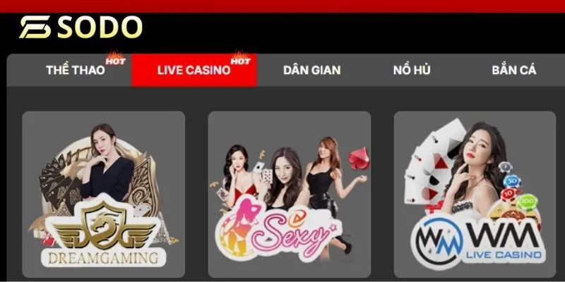 Các bàn casino luôn đông kín người tham gia